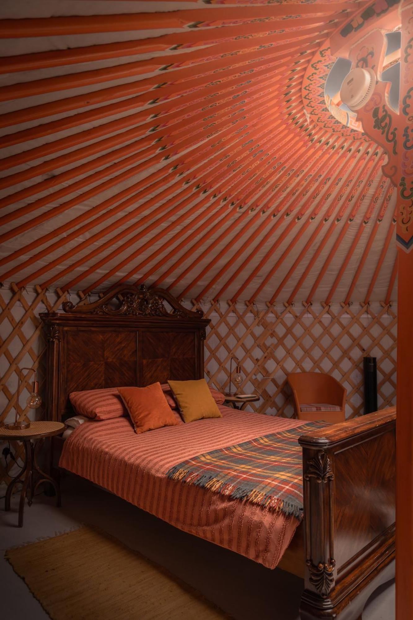 Gilfach Gower Farm Luxury Yurt With Hot Tub Hotel Ammanford Exterior photo
